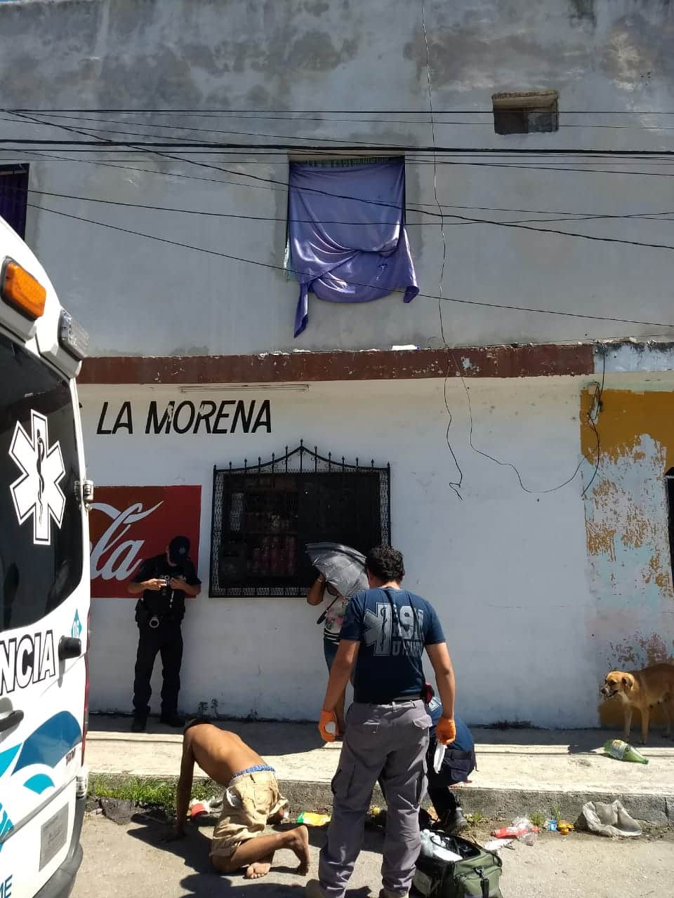 Cae sujeto de una ventana en la colonia Colosio