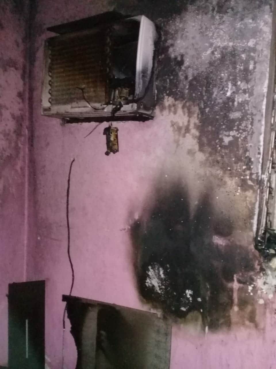 Sobrecarga eléctrica causa incendio en Chetumal