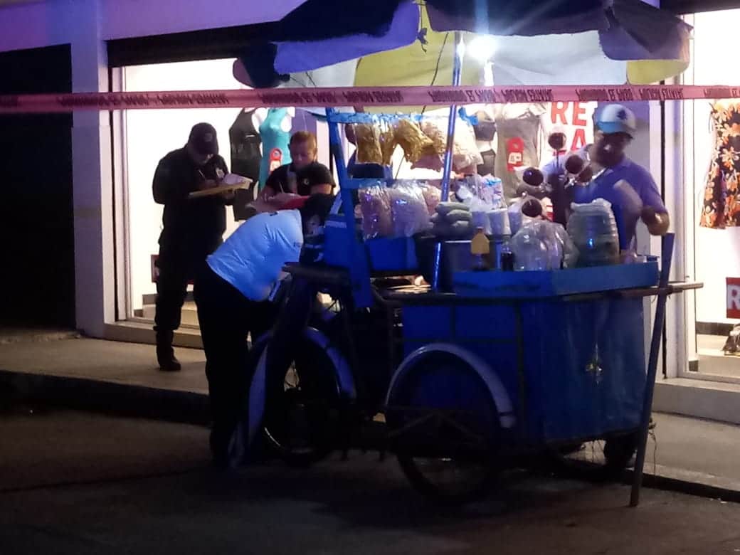 Dejan arma de fuego con elotero