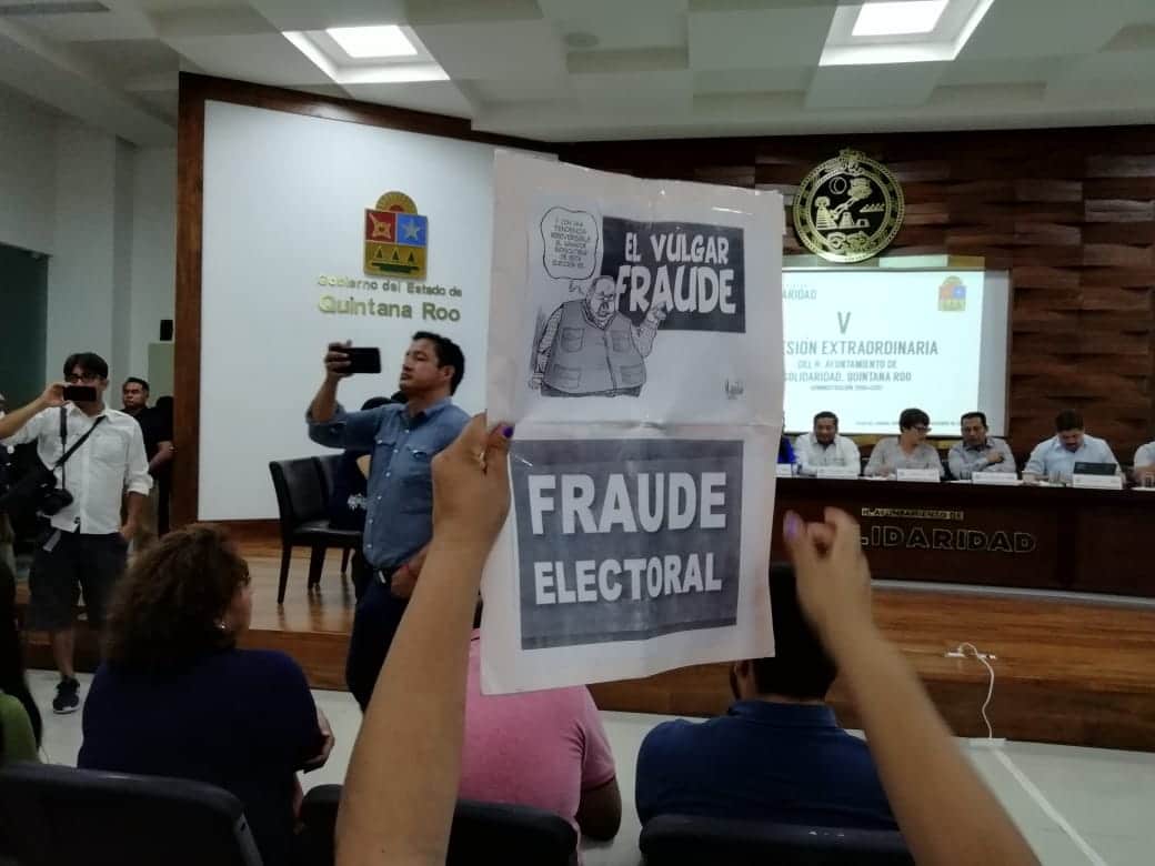 Avala Ayuntamiento a delegado de Puerto Aventuras croquista