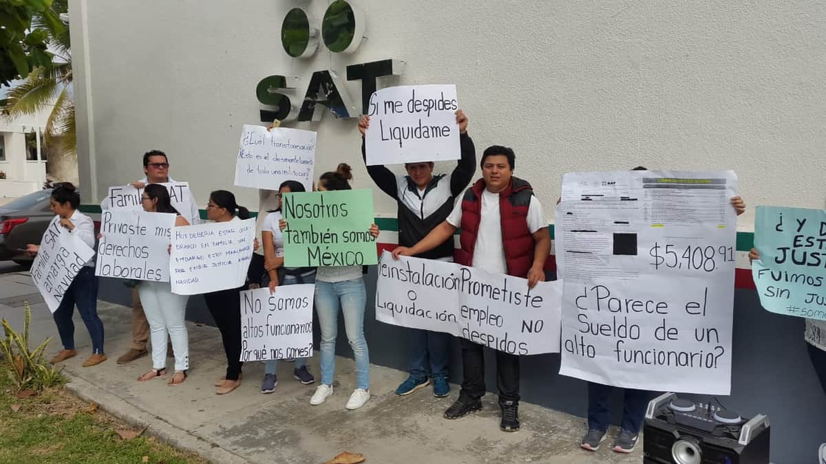 Ex empleados del SAT en Chetumal exigen liquidación