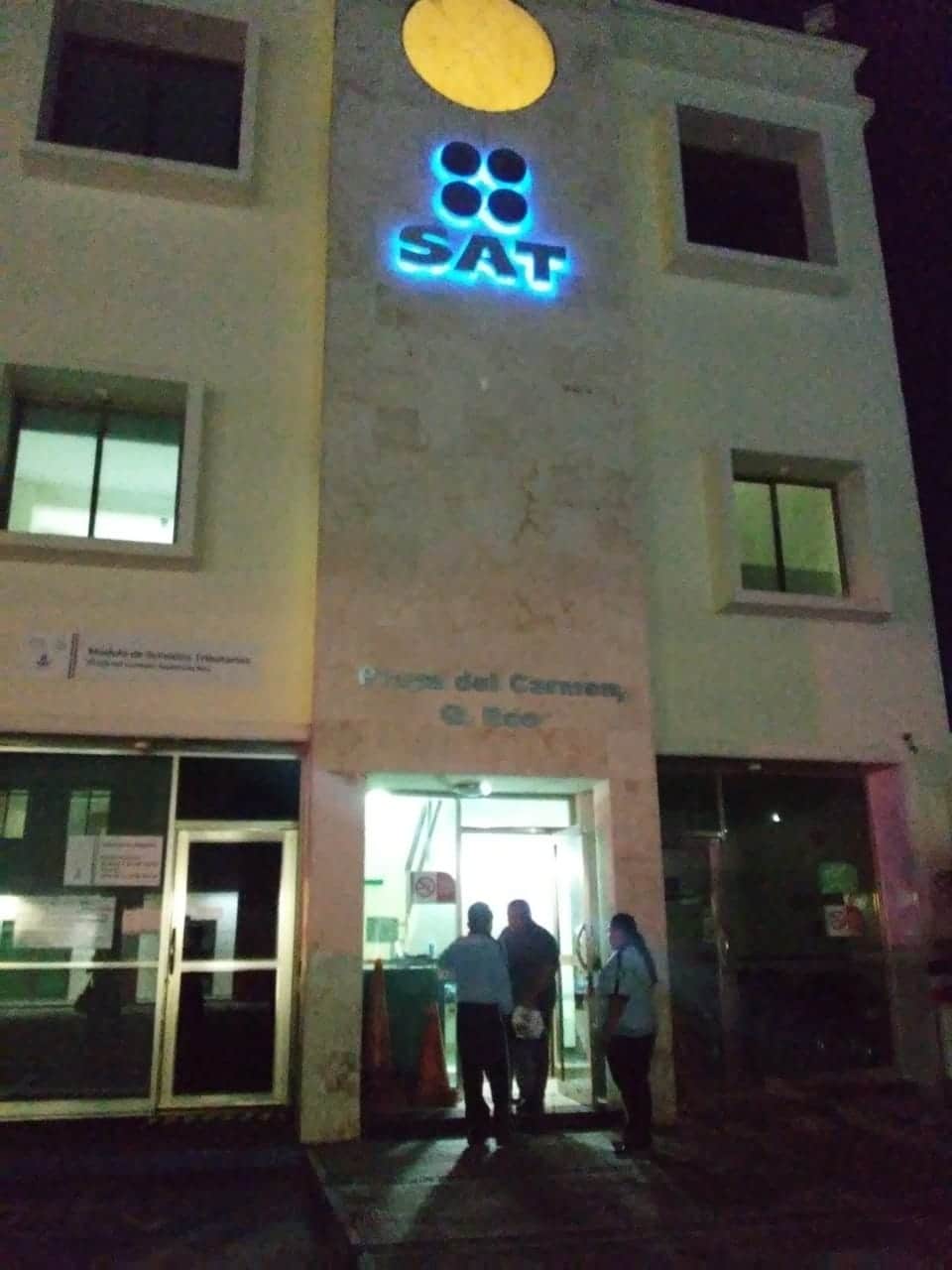 Confirma gobierno recortes en el SAT; cerrarán oficinas y recortarán personal