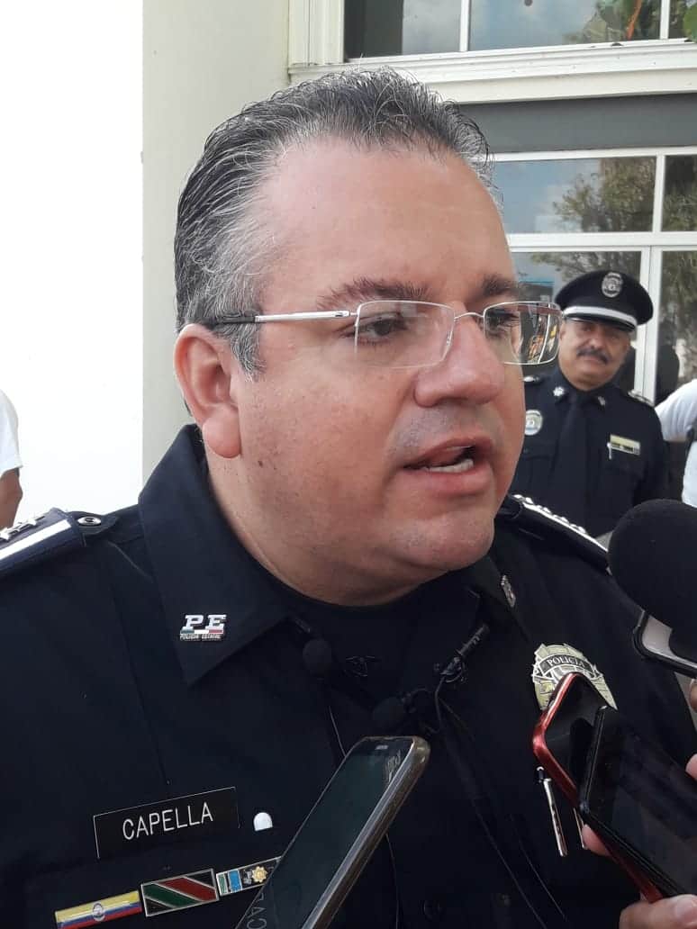 Denuncia Capella "perversa" campaña en su contra