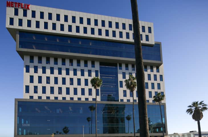 Evacuan edificio de Netflix tras amenaza de hombre armado