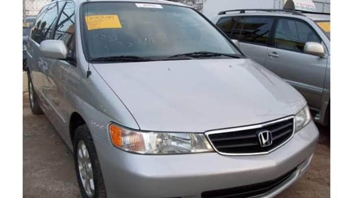 Denuncian por robo a policías que remolcaron un carro en Cozumel