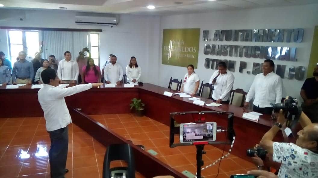 Otoniel Segovia toma protesta como presidente municipal de Othón P. Blanco