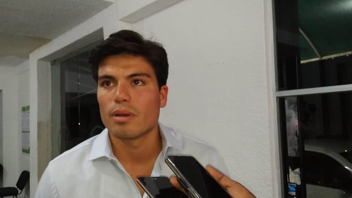 Regresa Tribunal candidatura a Gustavo Miranda