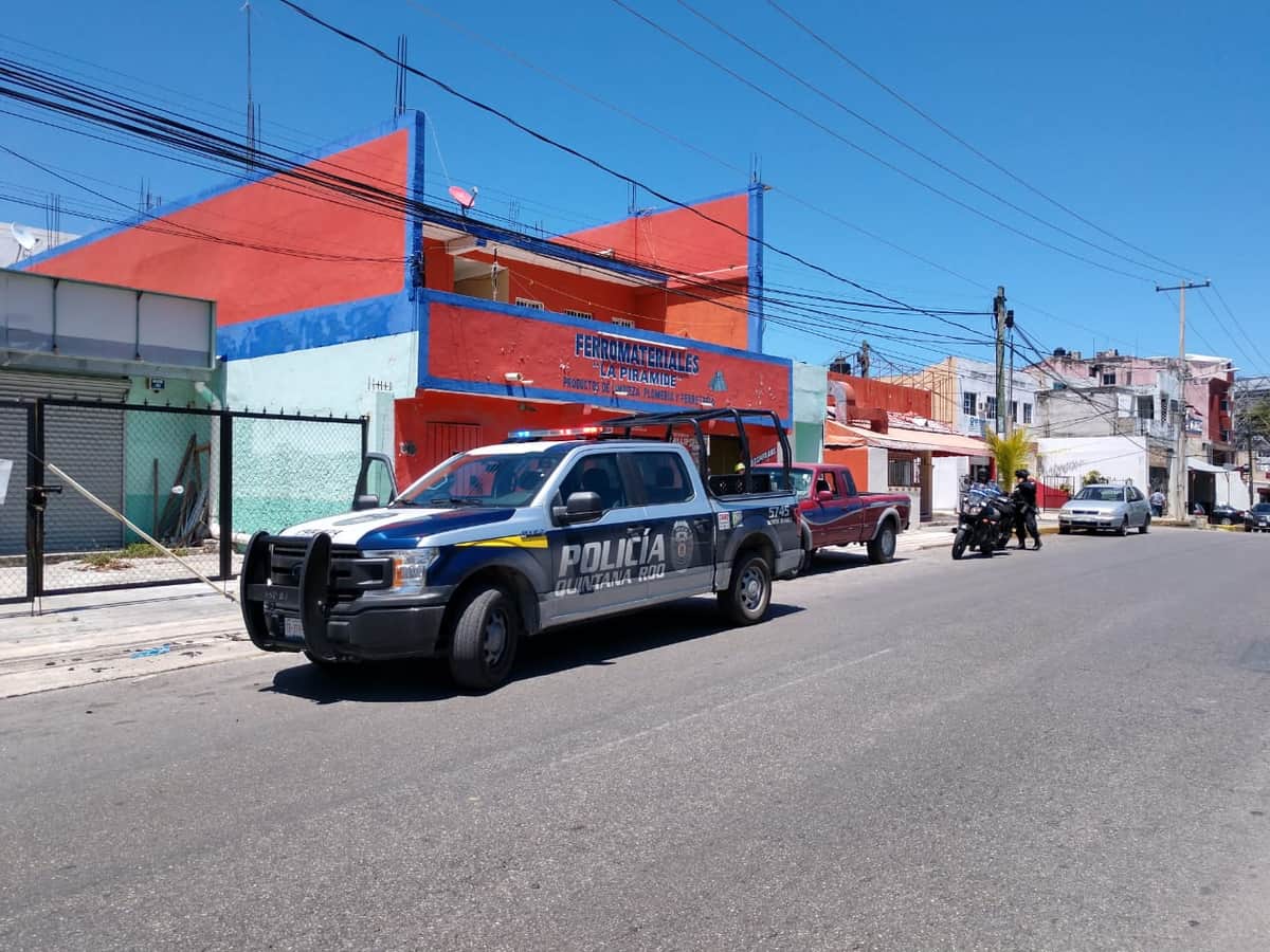 Asaltan ferretería en la avenida Chichén Itzá de Benito Juárez