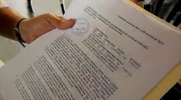 Ingresan activistas exhortos para despenalizar el aborto