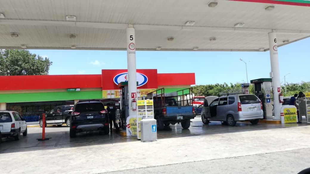 Asaltan a gasolinera en Playa del Carmen