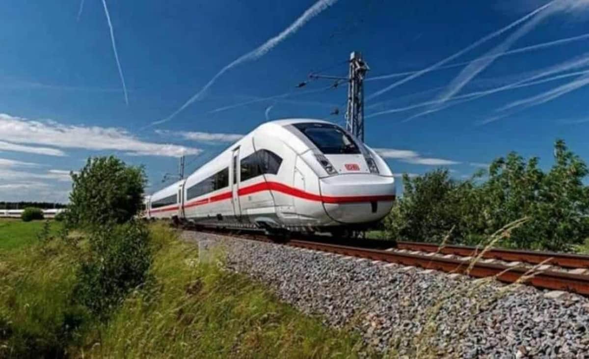 Gobierno de Solidaridad espera que el Tren Maya revitalice el turismo en Playa del Carmen