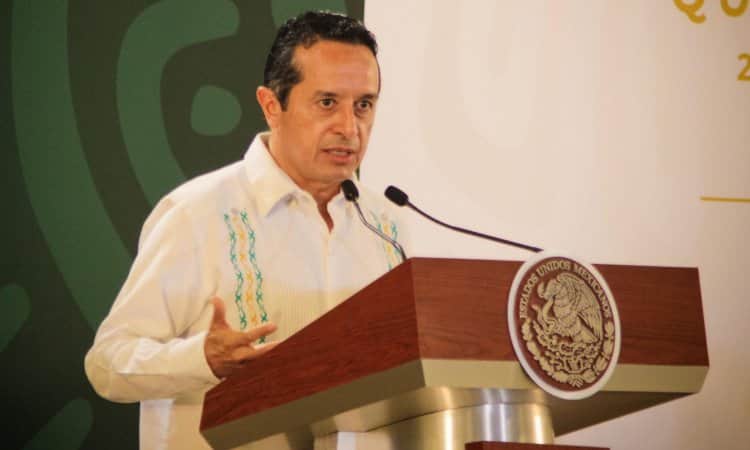Gobernador Carlos Joaquín, a favor de la Ley de Bienestar Animal
