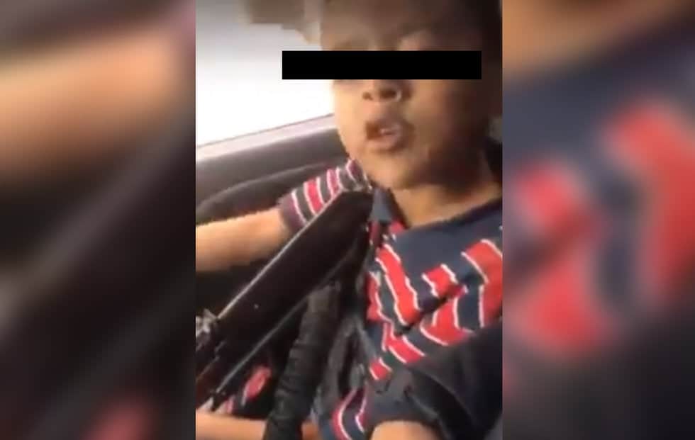Con arma en mano, niño amenaza a "El Mencho", líder del CJNG