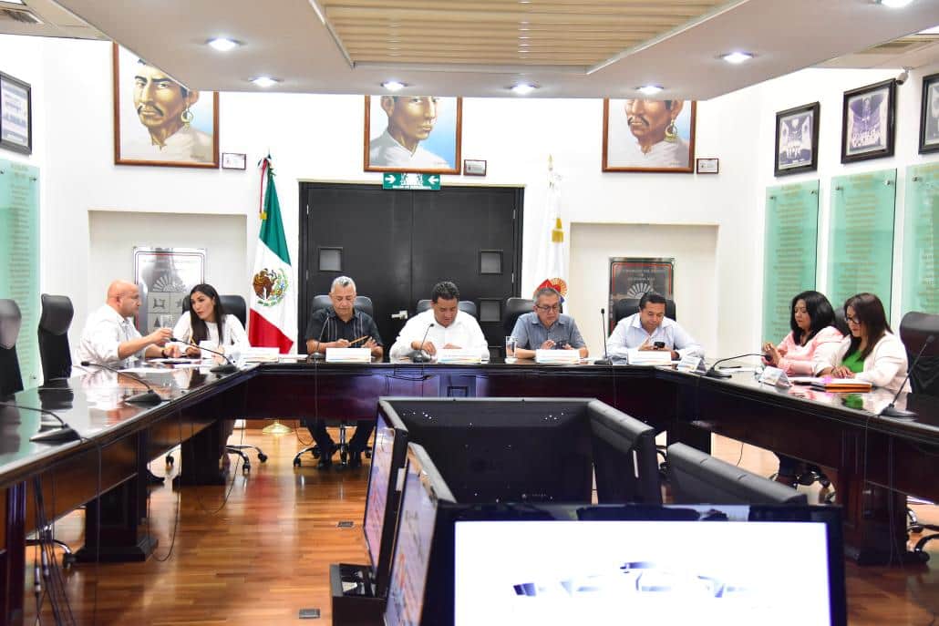 Presentan Ley de Emergencia Policial, cambios a la Fiscalía, mayor castigo al “halconeo” y despojo