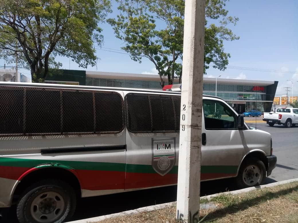 Denuncia INM supuestos “falsos agentes” en Isla Mujeres