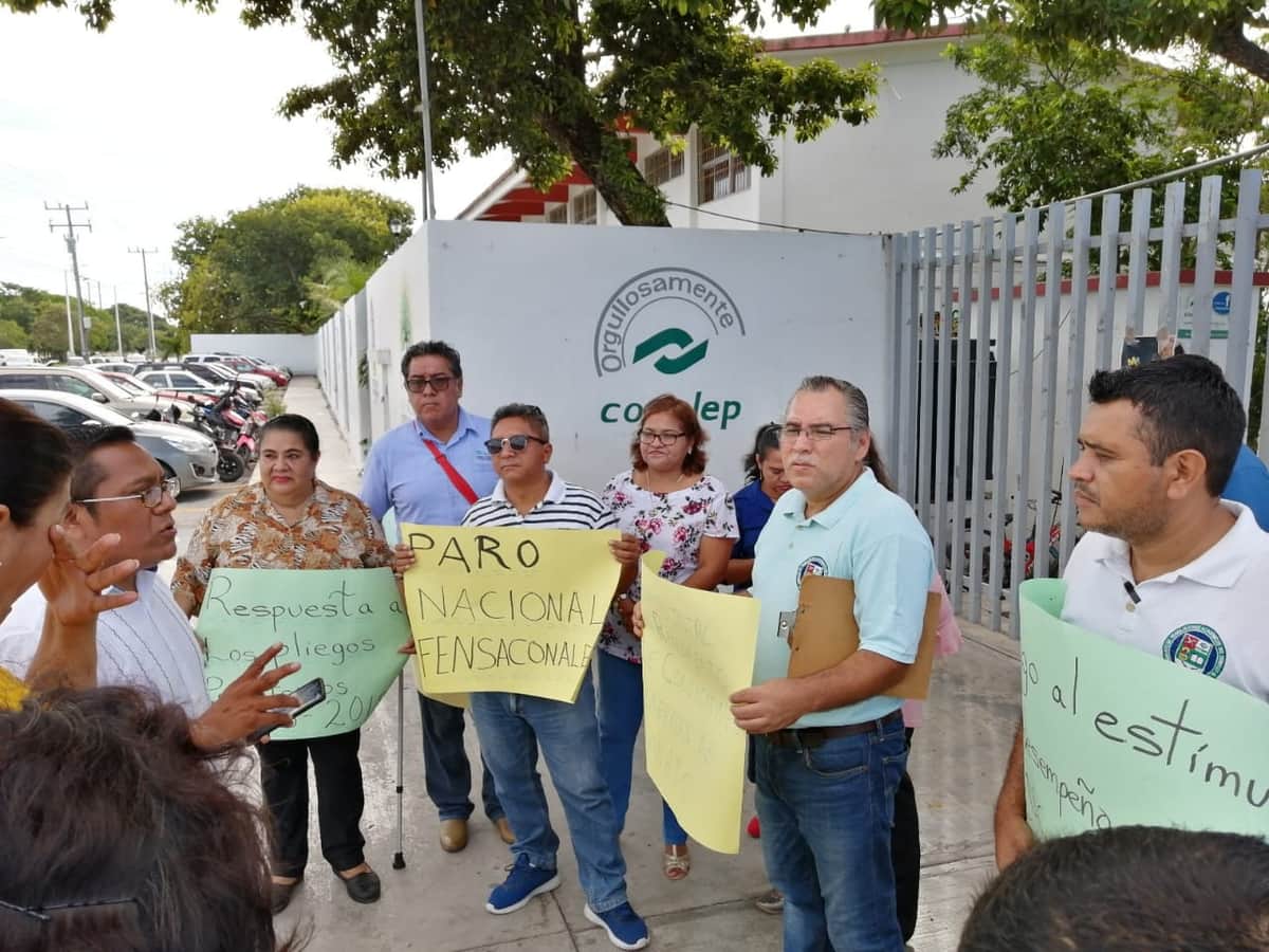 Más de 8 mil jóvenes en Q. Roo se quedan sin clases por paro en Conalep