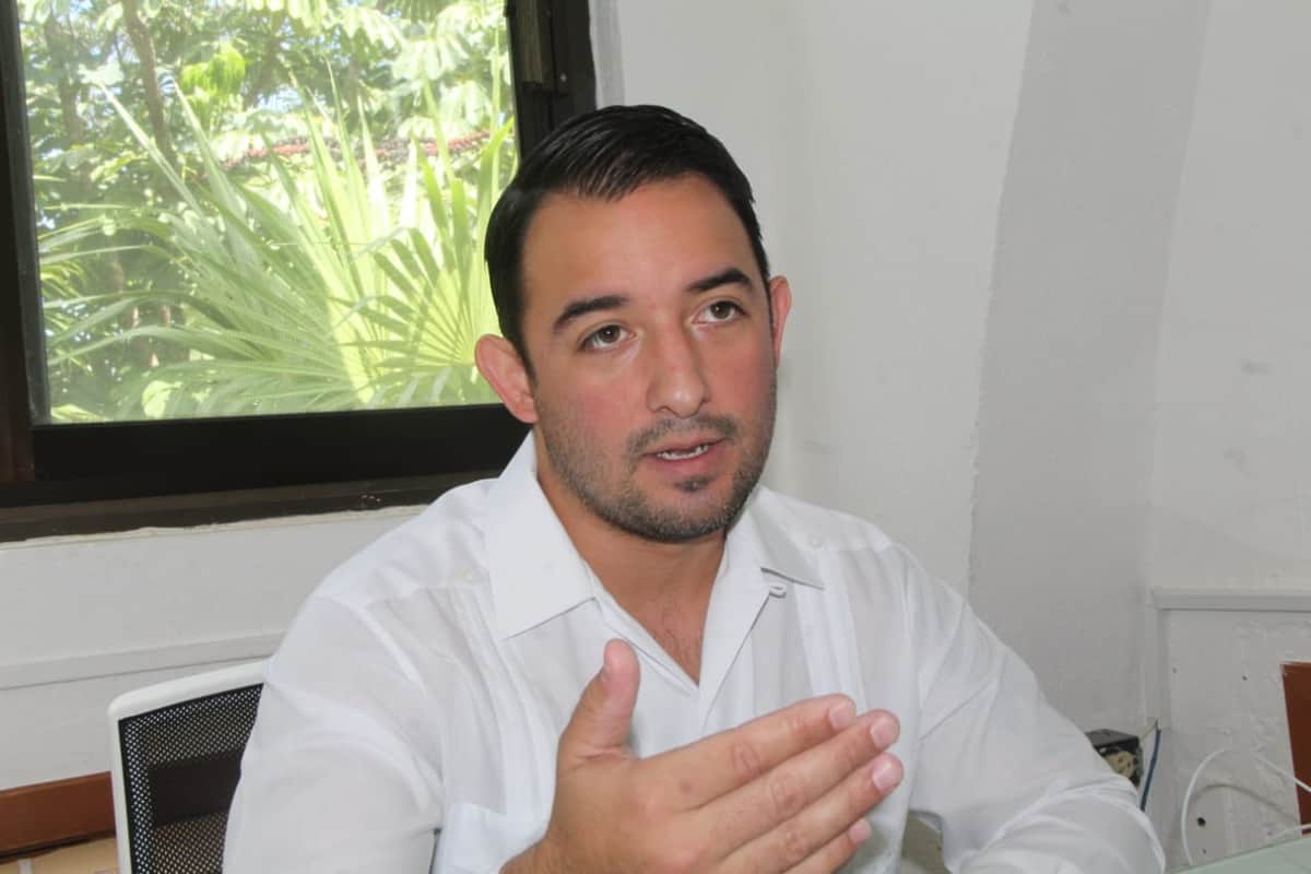 Asegura regidor de BJ que vendió participación en bar donde desapareció joven