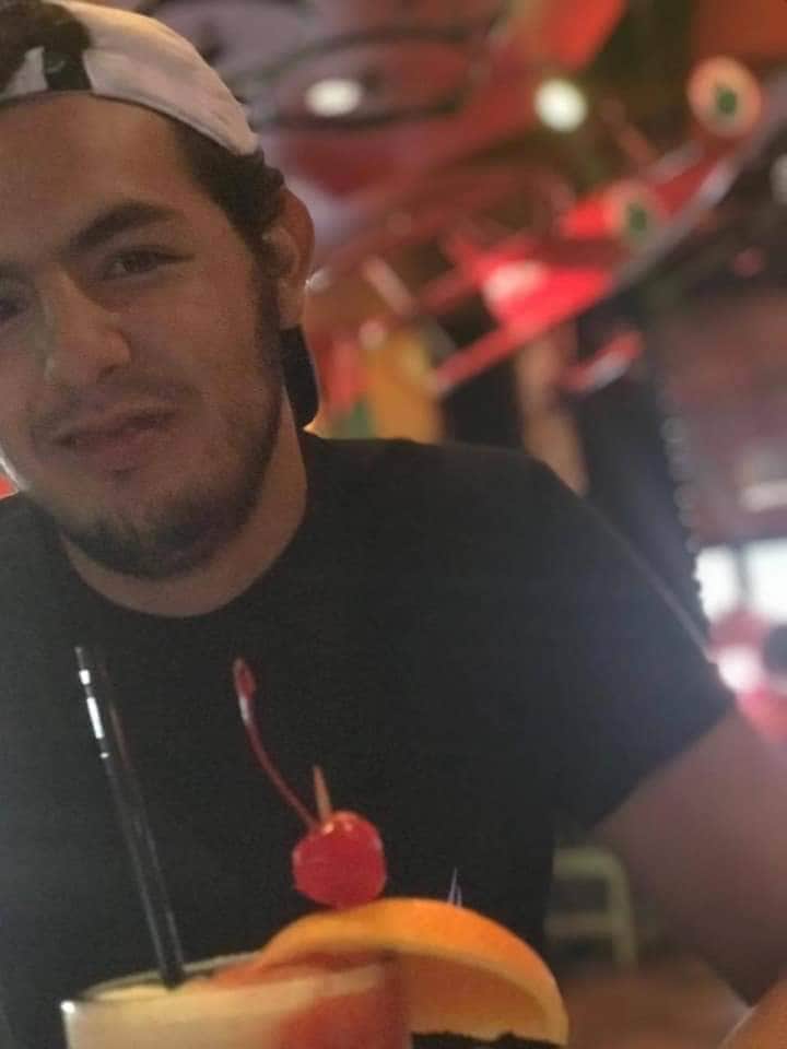 Aseguran discoteca Distrito Cavana propiedad de regidor, luego de desaparición de joven