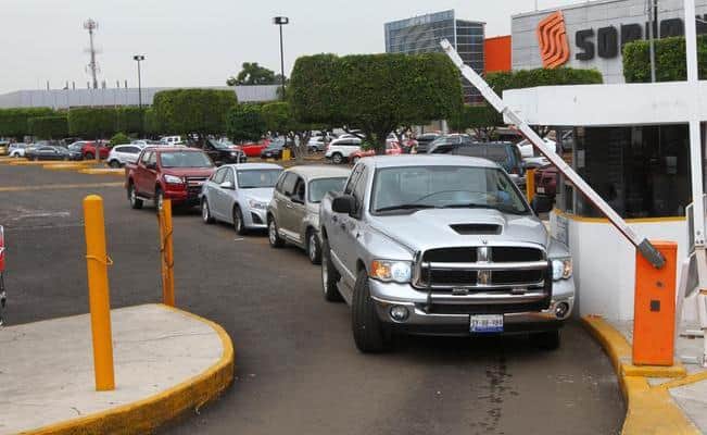 Meterán "en cintura" a estacionamientos de Cancún