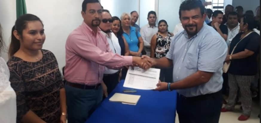 Faustino Uicab se registra como como precandidato para dirigir el PAN Q. Roo