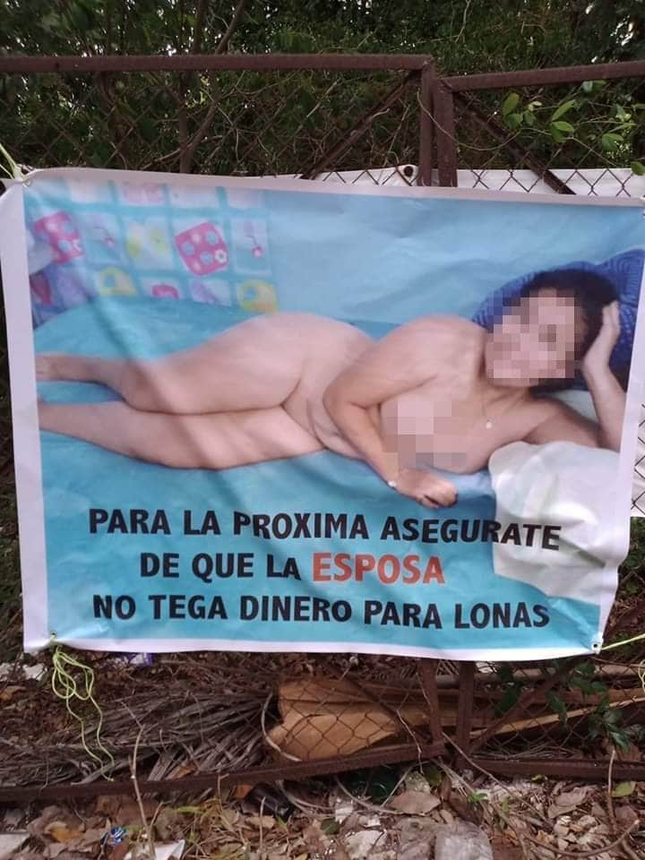 Cuelgan “porno-manta” y exhiben a la presunta infiel en Cozumel