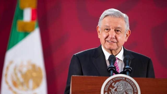 Reconoce AMLO resultados de Carlos Joaquín en estrategia contra la delincuencia