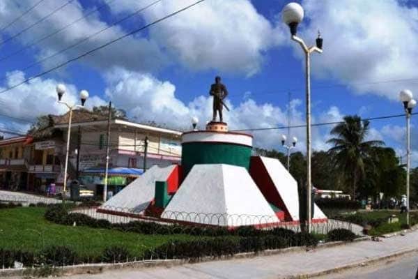 La gente de Nicolás Bravo deberá decidir si quiere autonomía: Alberto Batún