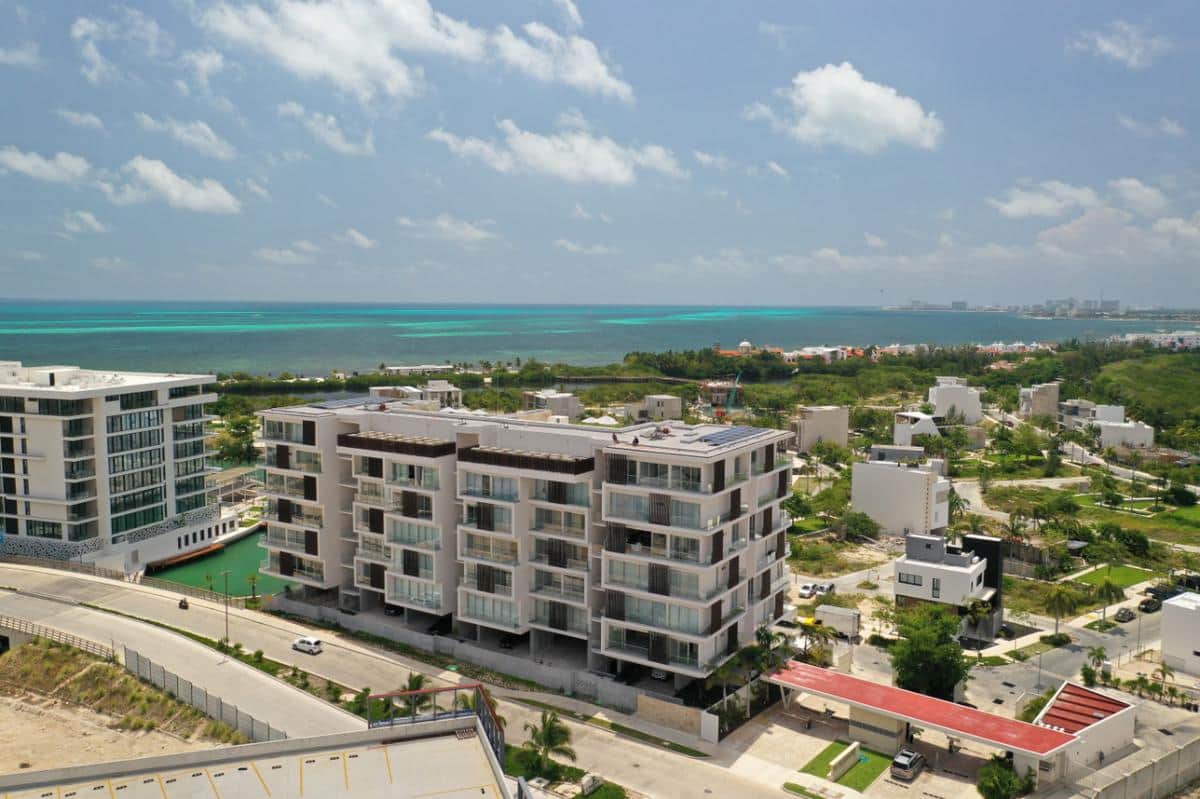 Consigue Q. Roo cartera de 30 mil mdp para desarrollo turístico