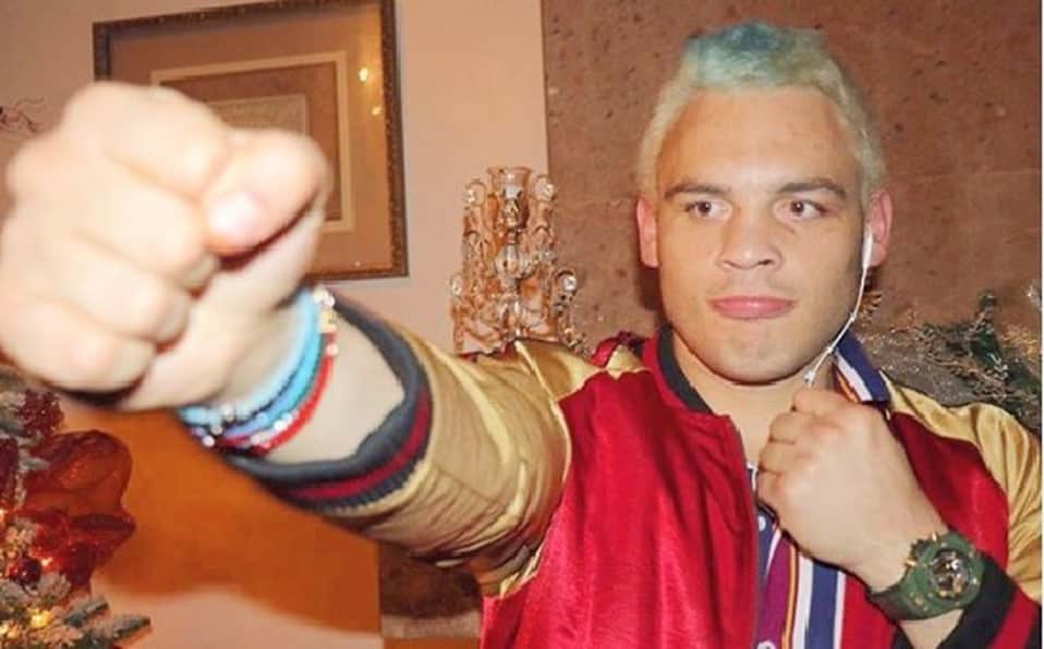 Julio César Chávez Jr. anuncia el lanzamiento de su disco de cumbias