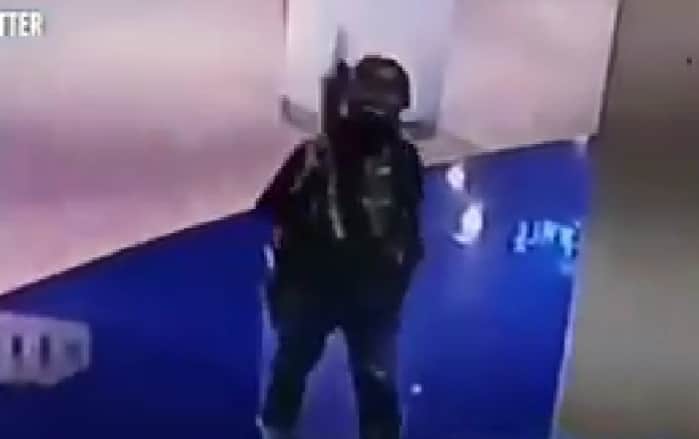 Video: Soldado tailandés asesina a 20 personas en un centro comercial