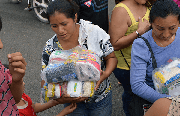 Repartirán medio millón de despensas en Cancún por coronavirus, puerta por puerta