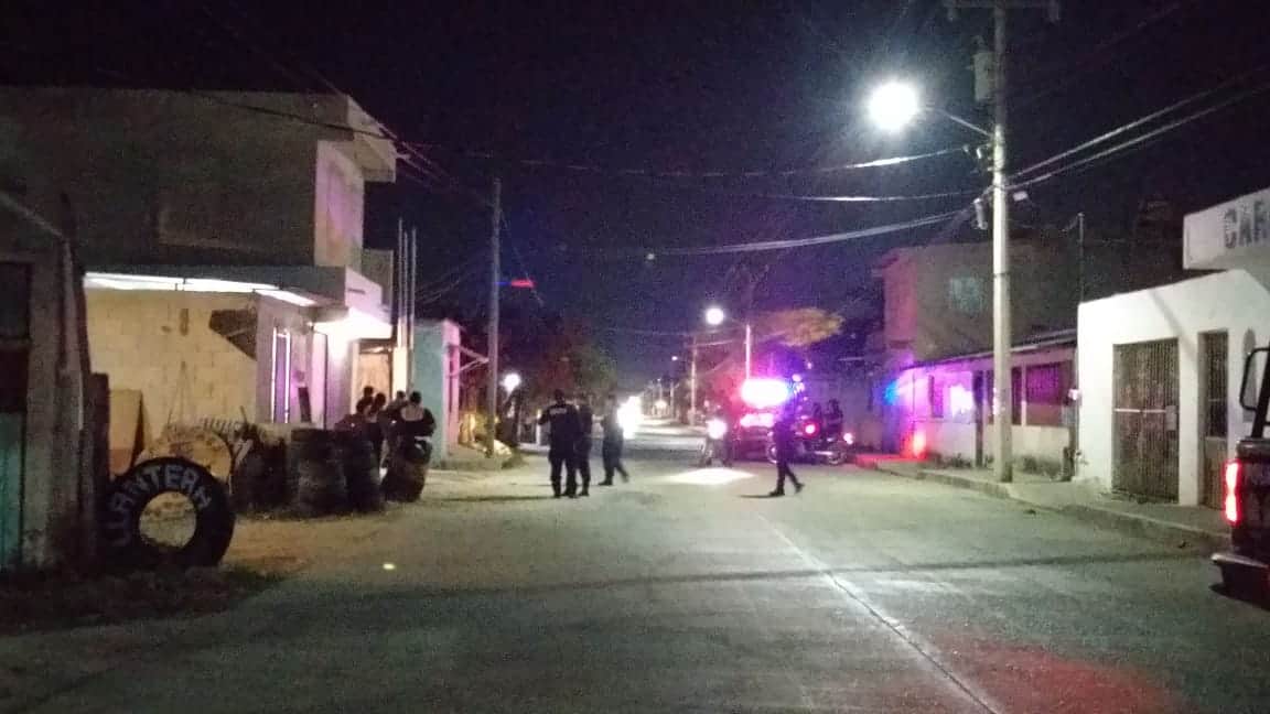 Atacan a balazos un taller mecánico en Cancún