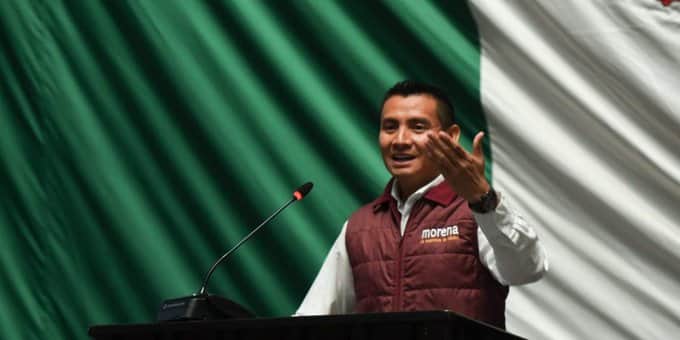 Yo no soy ni de Marybel ni de Luis, afirma Alberto Batún