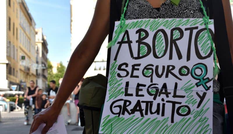 Presentan iniciativa para despenalización del aborto en Quintana Roo