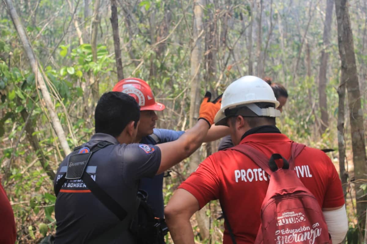 Controlan incendio en Playa del Carmen