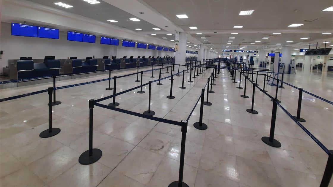 Cierran terminal 3 del Aeropuerto de Cancún, operaciones cayeron 80%