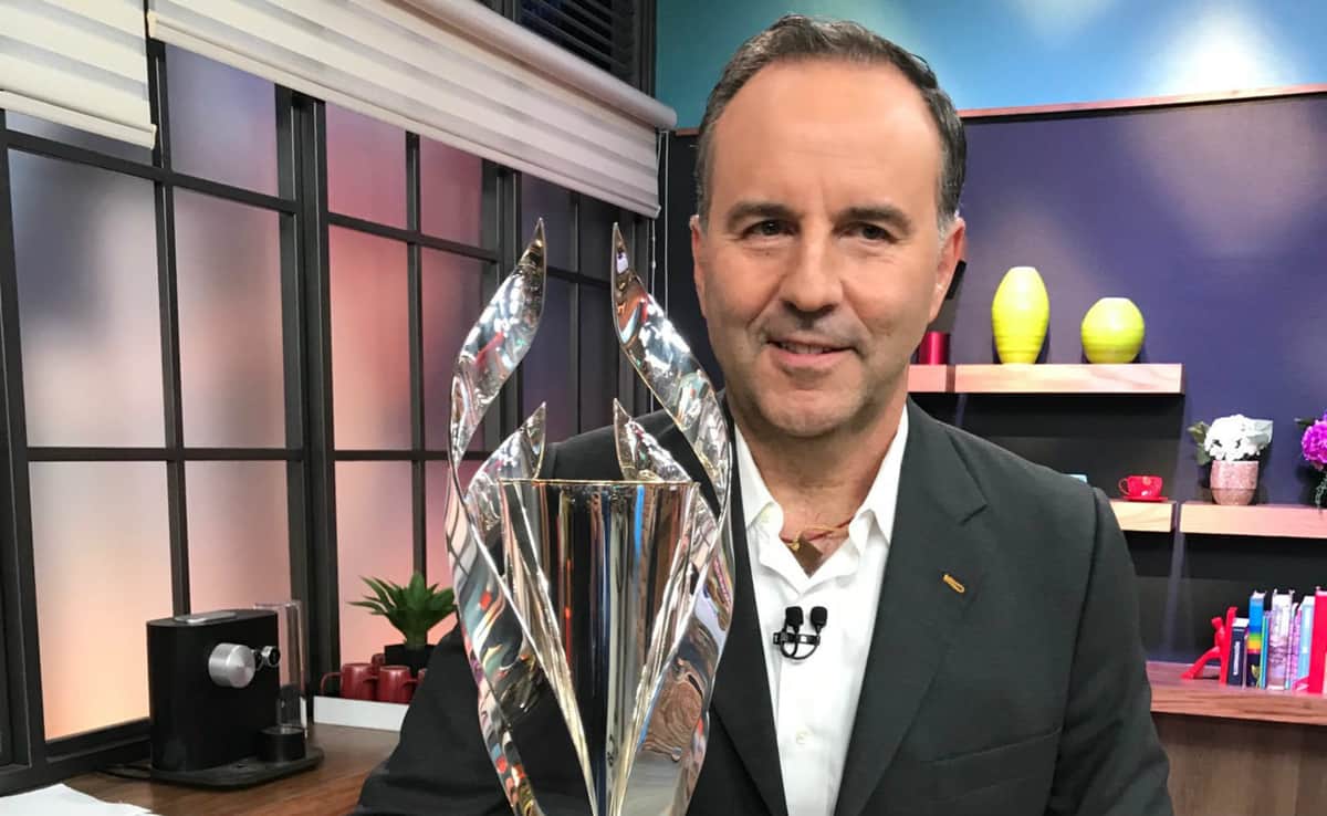 Esteban Arce es dado alta, ya no tiene coronavirus