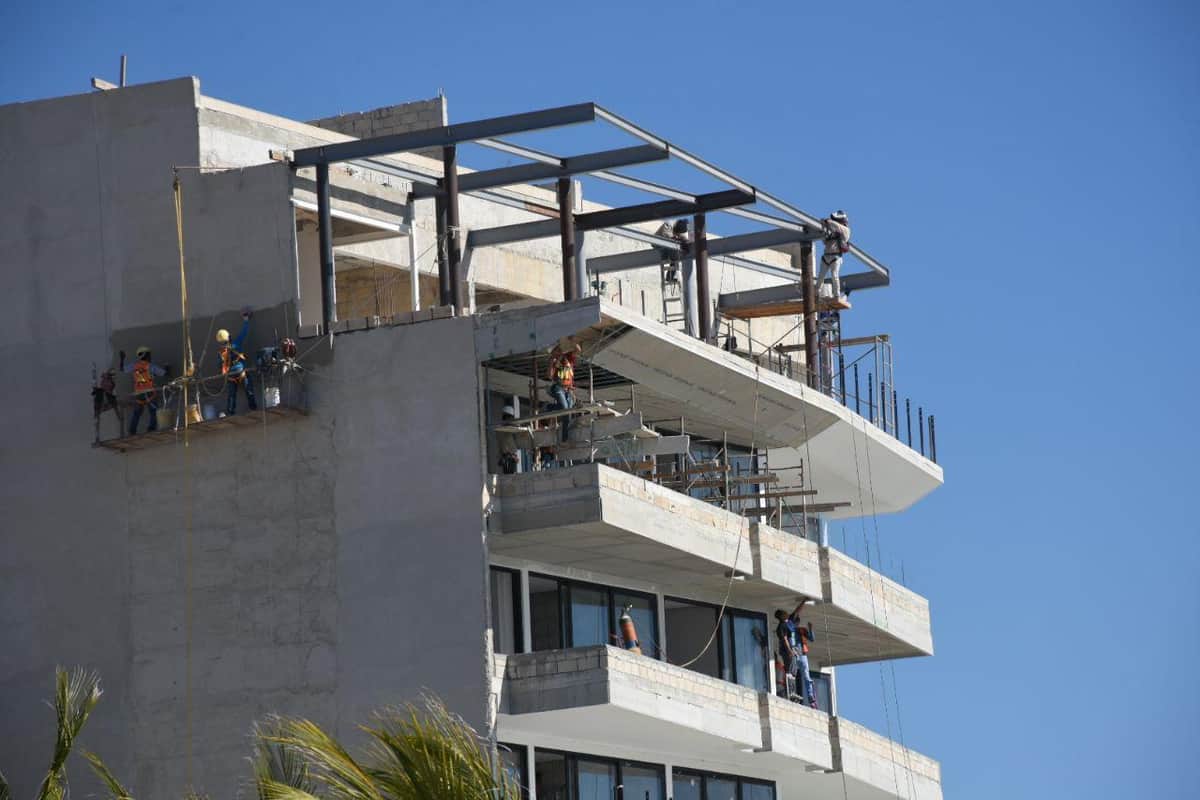 Suspende Puerto Morelos construcción de obras por Covid-19