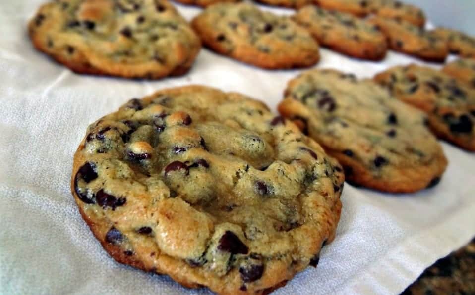 Encierran a mujer por envenenar a sus compañeros del trabajo con galletas