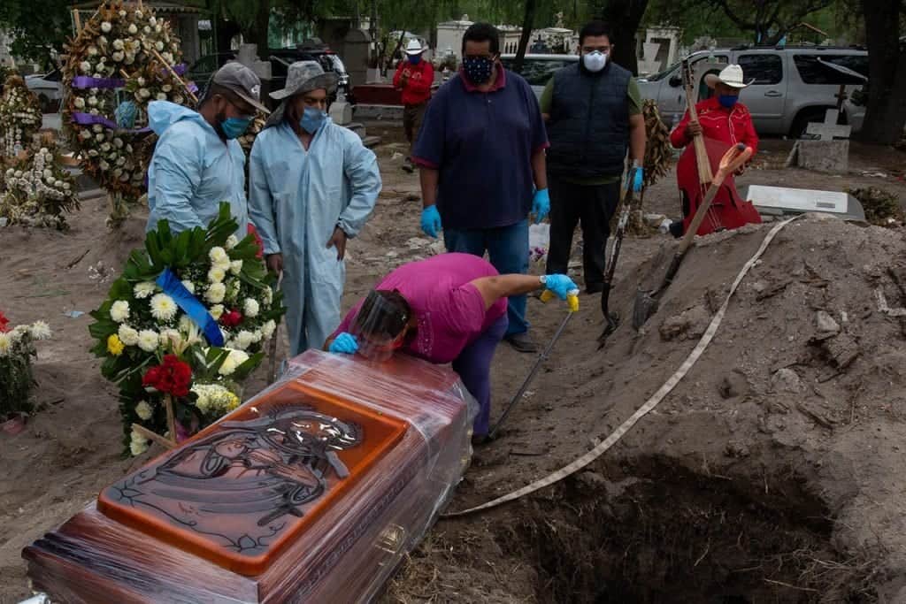 México entre los 10 países con más muertes por Covid-19 a nivel mundial