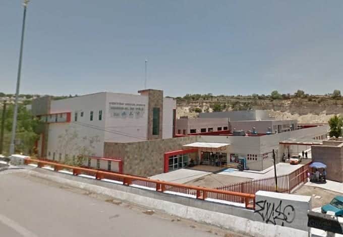 Enfermo con Covid-19 rompe ventana y se lanza desde el tercer piso del hospital