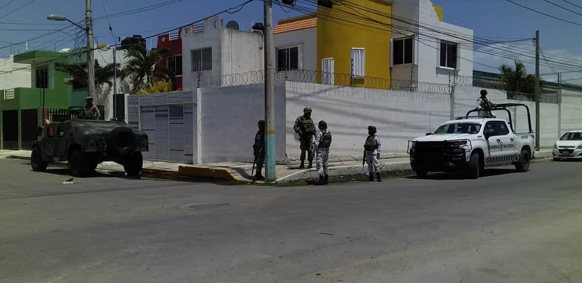 Persecución a balazos entre delincuentes en Chetumal