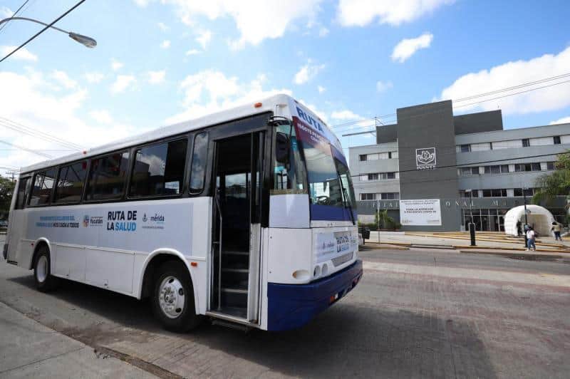 Gobierno de Yucatán ofrece servicio de transporte gratuito a personal médico