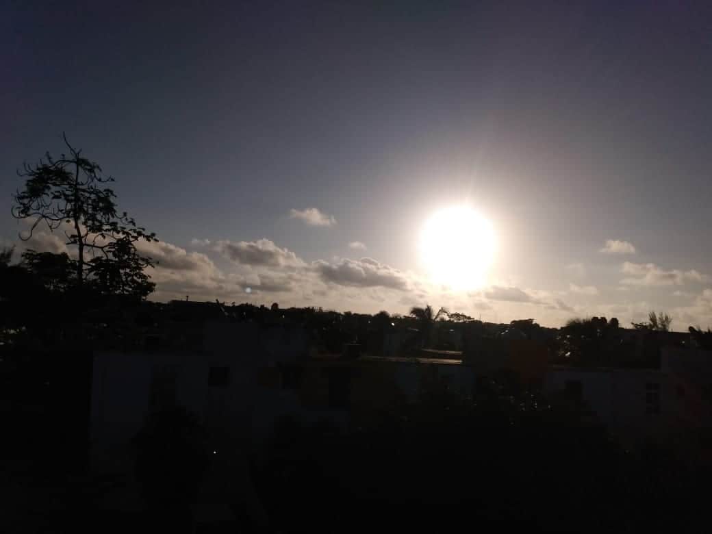 Clima: Se pronostica mucho calor, con lluvias ocasionales en Quintana Roo