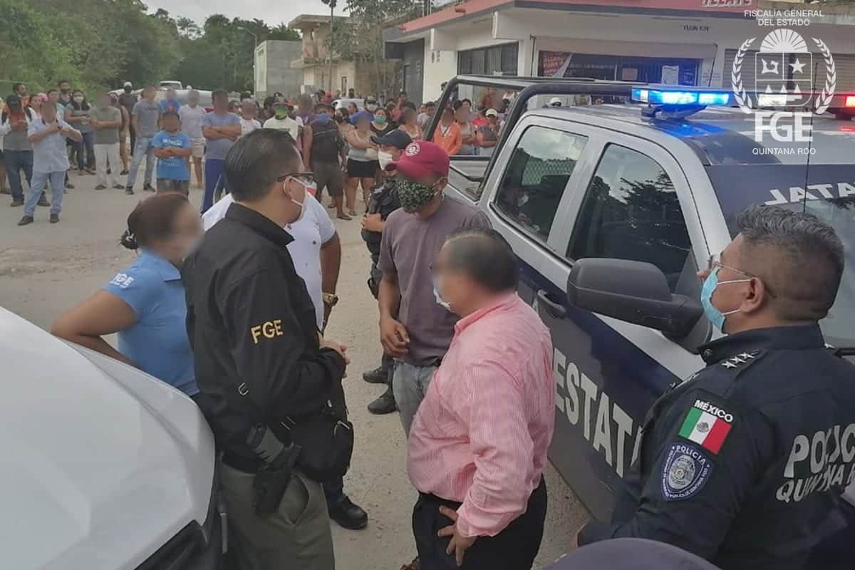 ¡Con la fuerza pública! sacan a invasores de Akumal