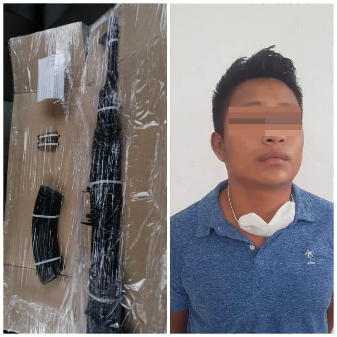 ¡Como en África! traía bajo el brazo 'cuerno de chivo' en Playa del Carmen