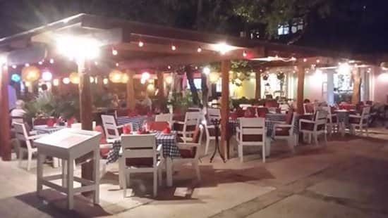 Colonos de Puerto Aventuras responsabilizan al Fideicomiso por caída de turistas