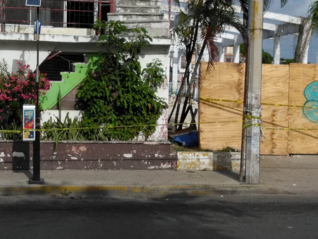 Muere apuñalado en plena Avenida Tulum de Cancún