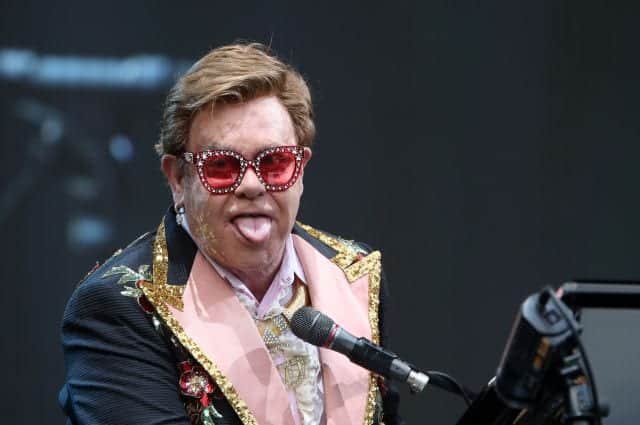 Elton John dará concierto en línea ¡Cada semana!
