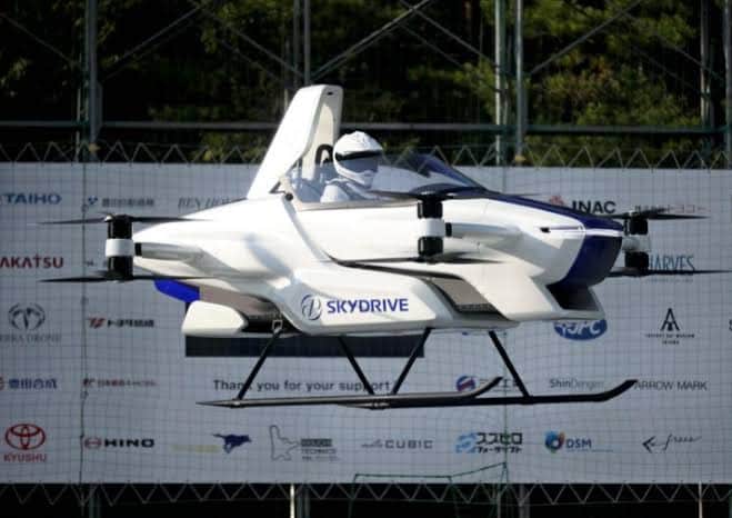 Primer auto volador del mundo supera con éxito su primera prueba